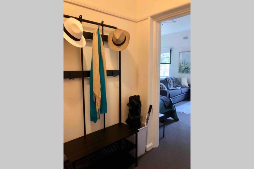 Appartamento East Melbourne City Studio - Amazing Location & Sunny Charm Esterno foto
